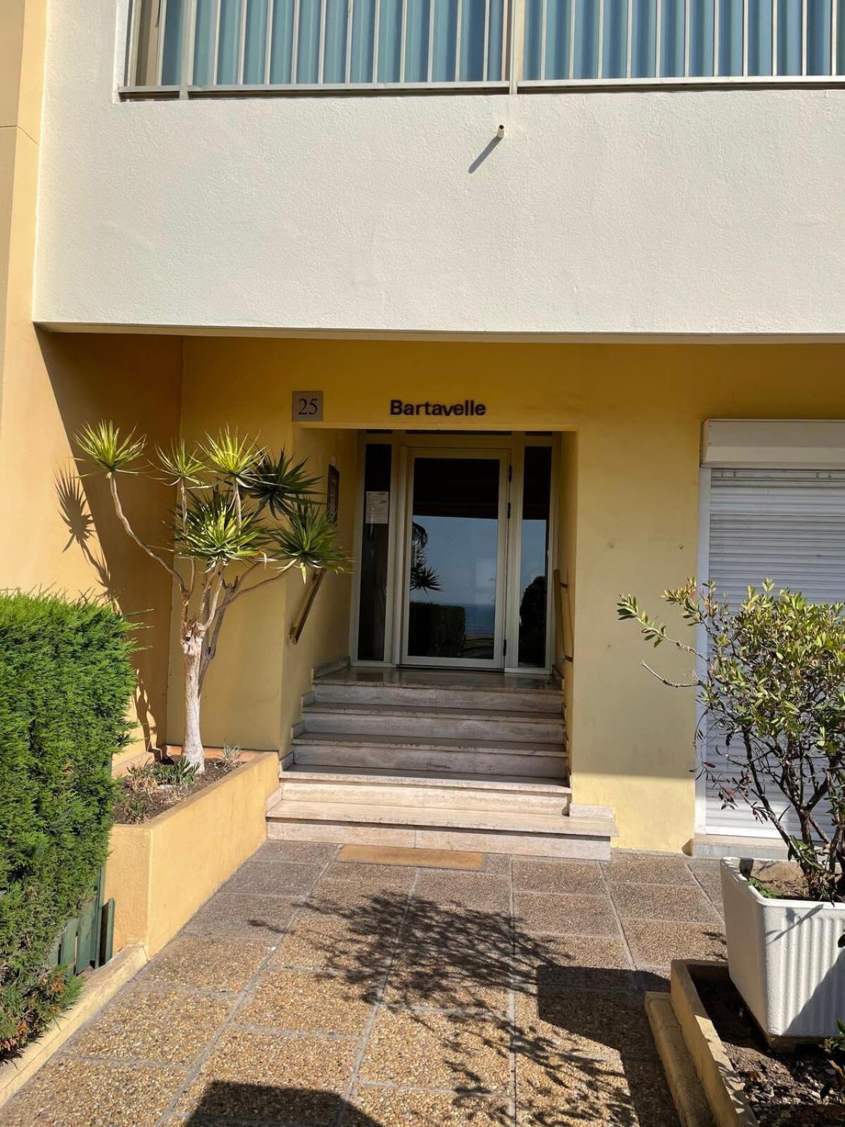 Appartement bord de mer Cagnes-sur-Mer Buitenkant foto
